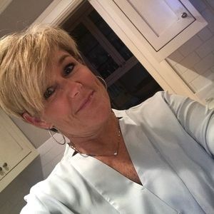 Meet your Posher, Ellen